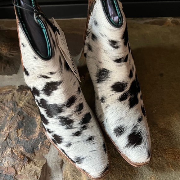 🌸NEW RELEASE Tooled Leather Genuine Hide-on Women Bootie Boot Boho Western Shoe - Picture 6 of 16